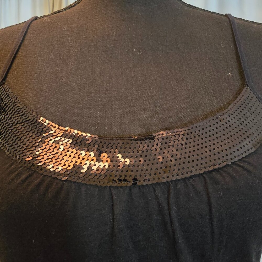 Old Navy Perfect Fit Tank Top Black w/ Shelf Bra & Sequins M - Picture 2 of 5
